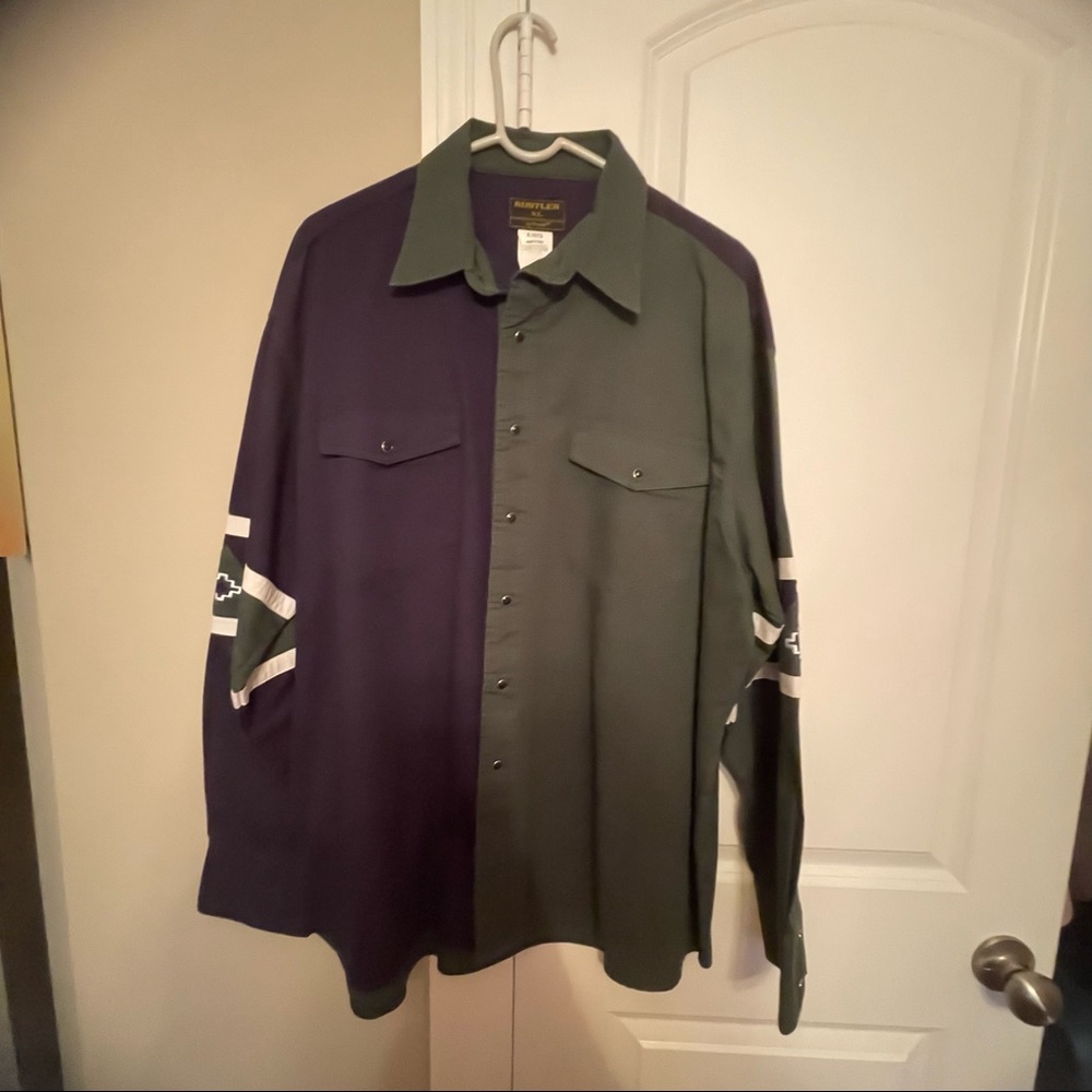 MENS XL RUSTLER BUTTON DOWN
